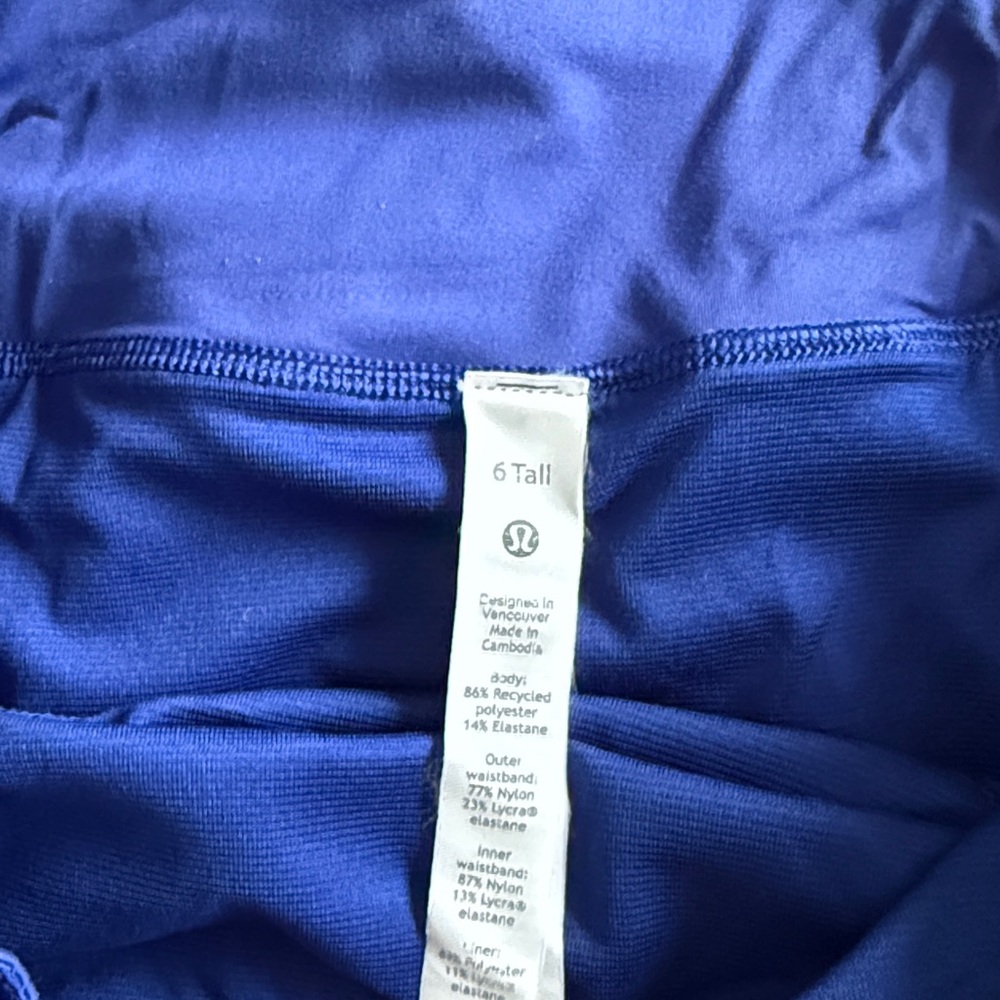 Lululemon Speed Up Mid-Rise Lined Short 4” Larkspur Size 6 - Picture 4 of 5